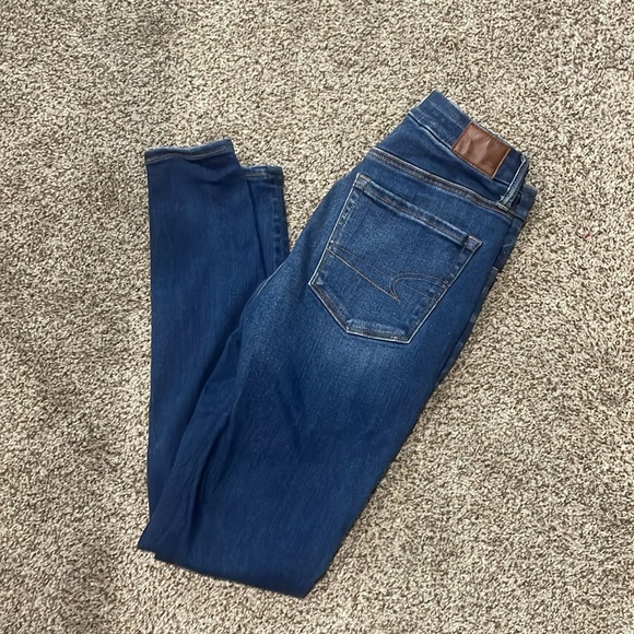 American Eagle the Luxxe Jean - Picture 6 of 6